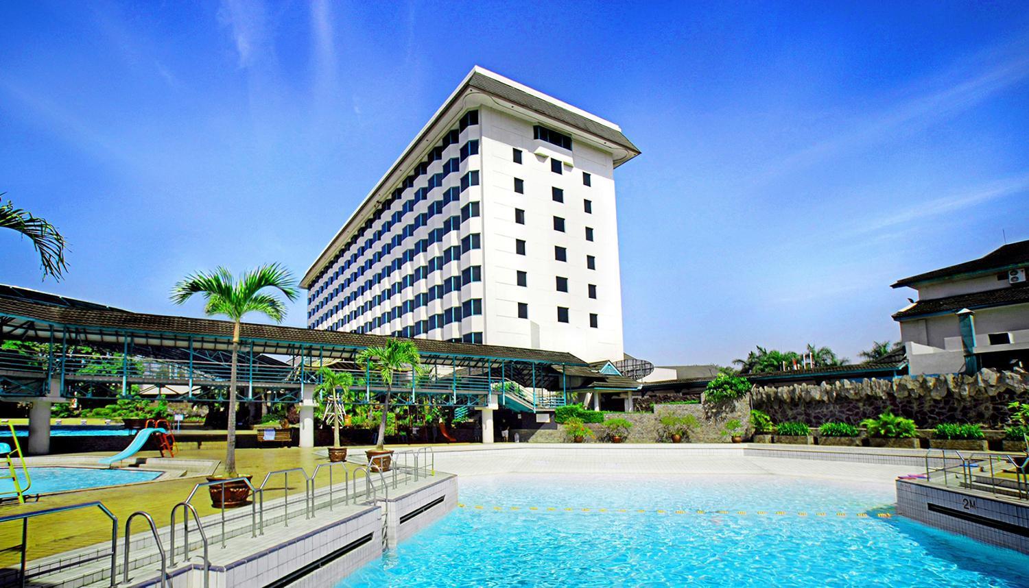 Hotel Horison Ultima Bandung Esterno foto