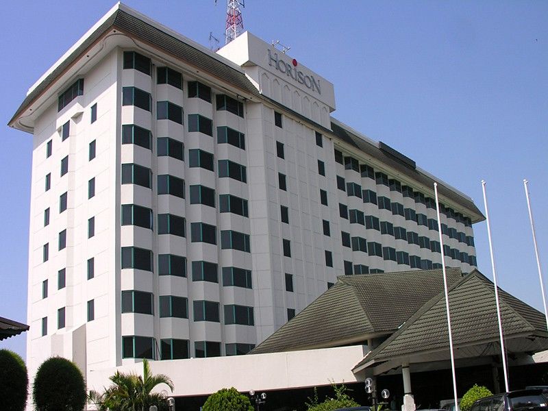 Hotel Horison Ultima Bandung Esterno foto