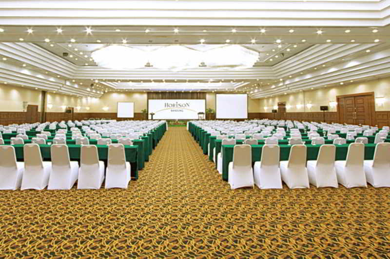 Hotel Horison Ultima Bandung Esterno foto