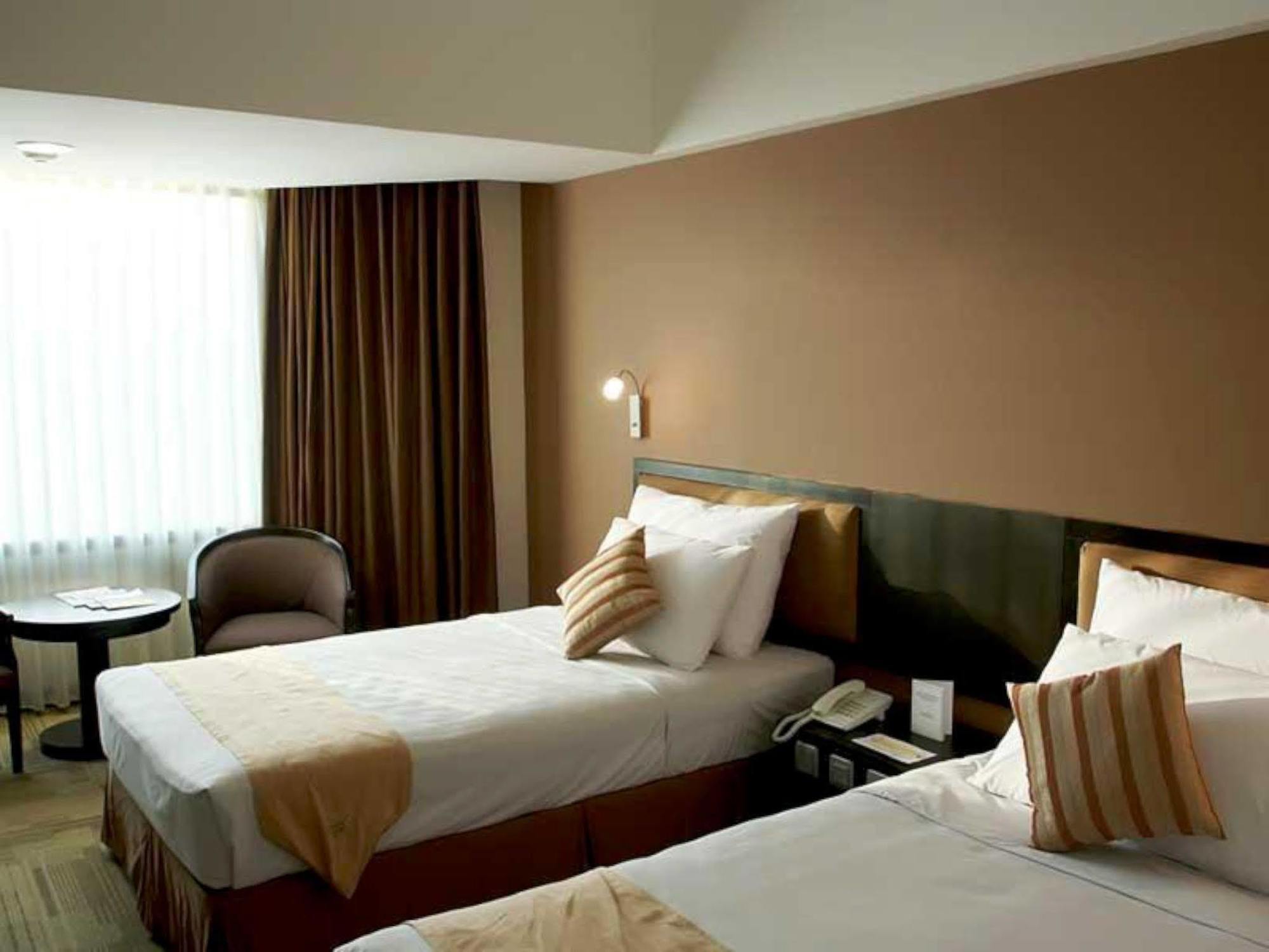 Hotel Horison Ultima Bandung Esterno foto